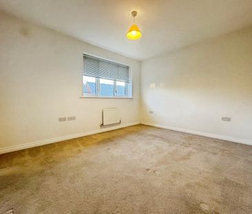 2 bedroom semi-detached house to rent - Photo 5