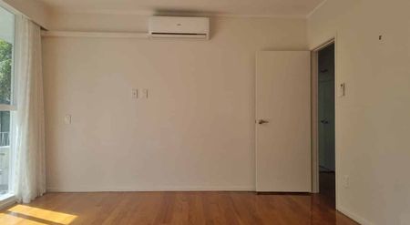 FULLY RENOVATED 3brm STUNNER IN EPSOM, DGZ, UNI - Photo 2