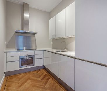 Koninginneweg 156-1, 1075 EE, Amsterdam - Photo 1