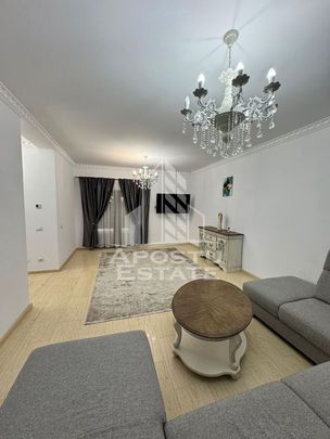 Duplex de inchiriat in Dumbravita 5 Camere, 2 bai, Curte ... - Fotografie 1