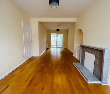 4 Bed Semi-Detached House, Ley Street, IG2 - Photo 4
