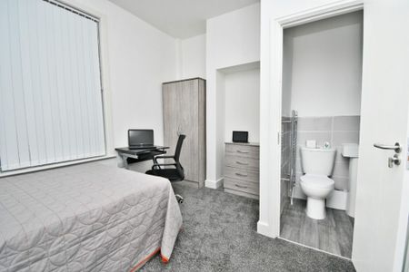 20 Christ Church St, PR1 8PJ - Photo 4