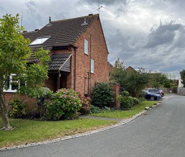 2 bedroom terraced house to rent - Photo 1