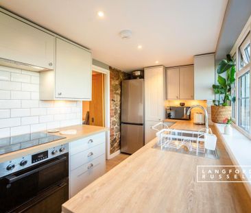 2 bedroom end of terrace house to rent - Photo 5