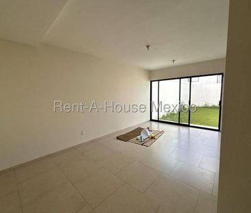 Zibatá Casa en Renta Cerca de Universidad Anáhuac con Jardín de 50 ... - Photo 5
