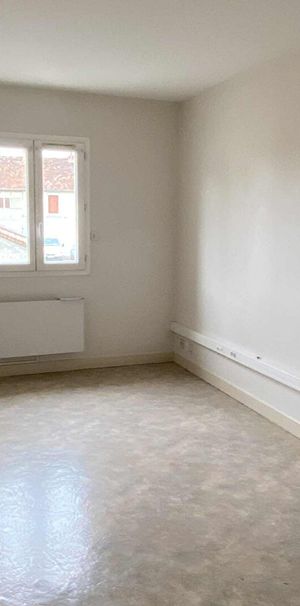 Appartement Romorantin Lanthenay 2 pièces 44.65 m2 - Photo 1