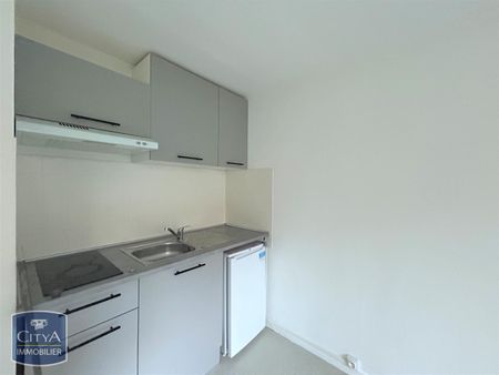 Location Appartement 1 pièce 30m² NEGREPELISSE 82800 - Photo 2