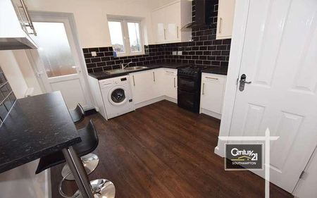 |ref: |, Tennyson Road, Southampton, SO17 - Photo 2