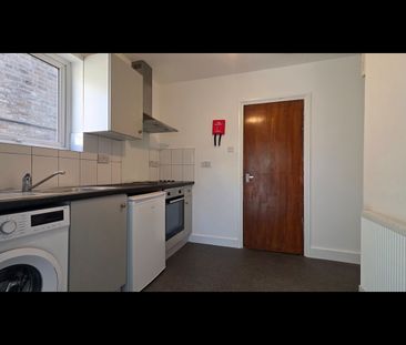 1 Bed Flat, Mount Pleasant Road, N17 - Photo 2