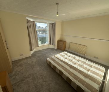 Trafalgar Square, Great Yarmouth - Photo 5