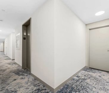 Charles West — 1 Bedroom Suite - Photo 6