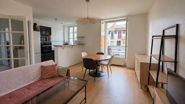 Location Appartement 2 pièces 40m² POITIERS 86000 - Photo 1