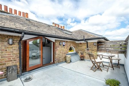 Flat to rent - Shooters Hill Road, London, SE3 - Photo 5