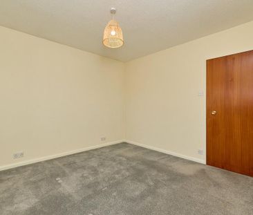 4 bedroom detached house to rent - Photo 6