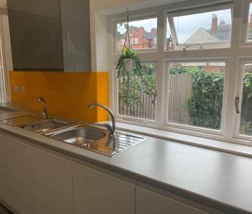 Classic Bedroom - Photo 4