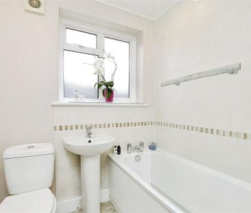 2 bedroom maisonette to rent - Photo 5