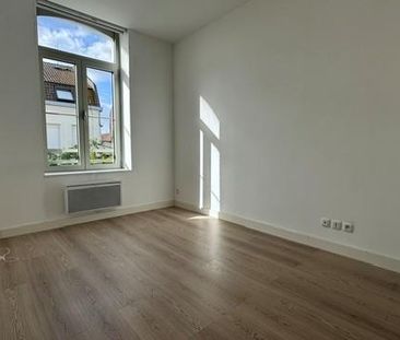 Location Appartement 3 pièces 63m² ARMENTIERES 59280 - Photo 2