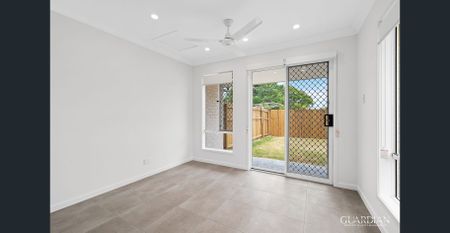 Modern 3 Bedroom 2 Storey Duplex - Photo 2