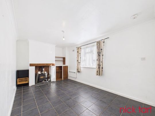 Priory Road, Bridgnorth, Shropshire, WV15 5EJ - Photo 1