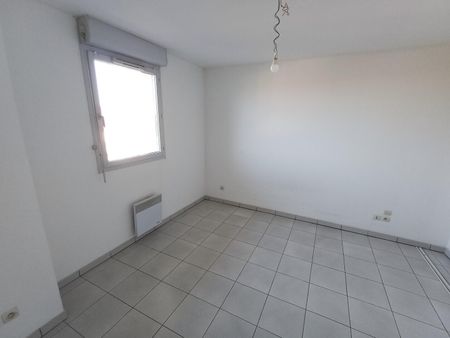 location Appartement T2 DE 41.31m² À TOULOUSE - Photo 2