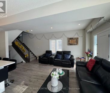 829 SARNIA ROAD - Photo 2