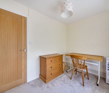 Whitfield Road Haslemere, Haslemere - 2 bedrooms Property for letti... - Photo 5