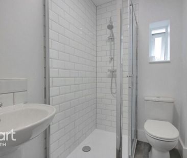 4 bedroom terraced house to rent - Photo 6