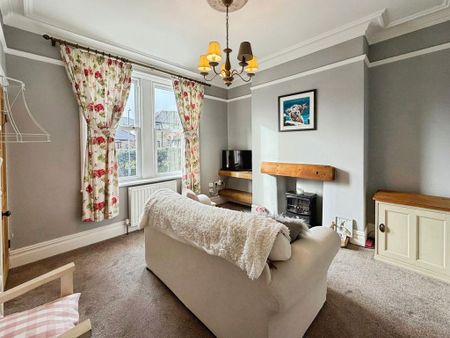 3 bedroom terraced house to rent - Photo 2