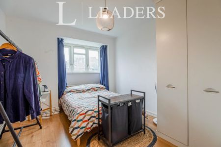 1 bedroom apartment to rent St. Marks House, Phelp Street, London, SE17 - Photo 4