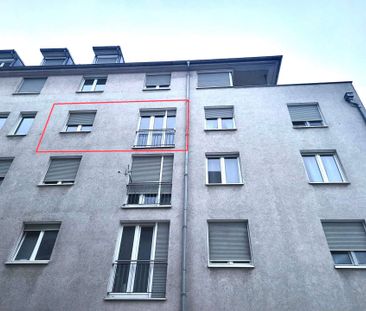 Moderne 2-Raum-Wohnung mit Lift und EBK in ruhiger Lage! Teilmöbliert! - Foto 1