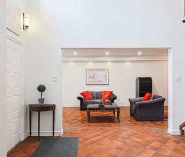 For Lease - 286 Green Lane, Markham, Ontario - Photo 2