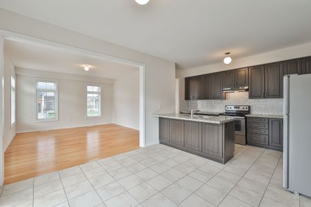 For Lease - 1417 Farrow Crescent, Innisfil, Ontario - Photo 5