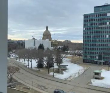 Beautiful 1 Bedroom Condo Close to the U of A, Legislature, Grant M... - Photo 1