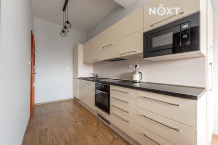 Pronájem bytu 2+1 52 m² - Fotografie 4