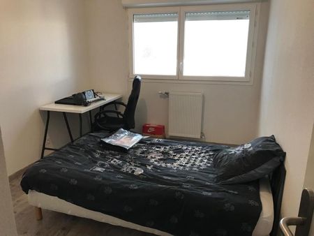 Location Appartement 4 pièces 81m² CENON 33150 - Photo 2