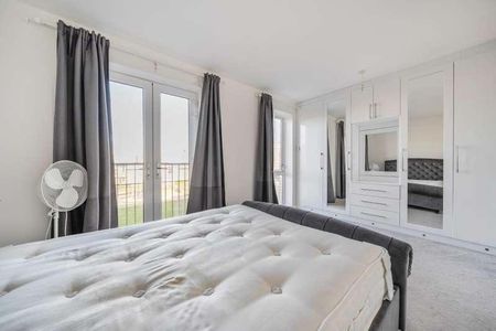 London, Colindale, NW9 - Photo 4