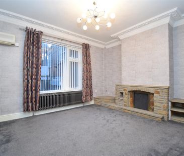 High Street, Horbury, Wakefield - Photo 2