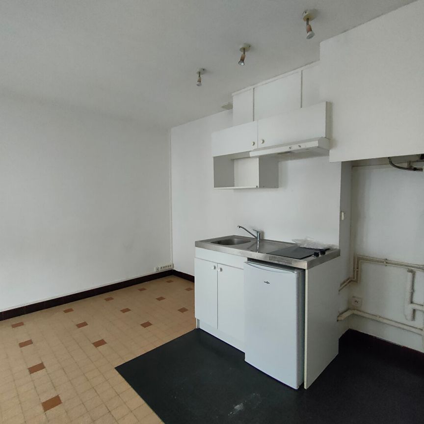 Location Appartement 1 pièce 23m² - Photo 1