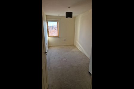 2 Bed Flat, Ducrow Court, BS2 - Photo 5
