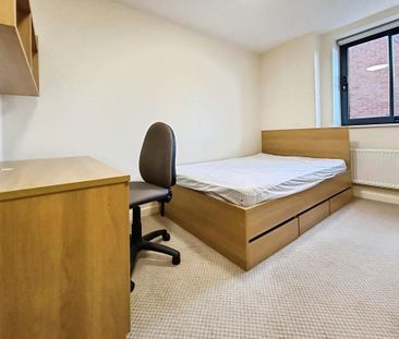 1 bedroom in a house share to rent - Photo 5