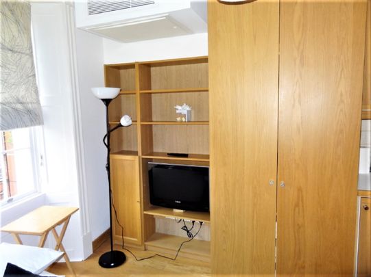 Studio, Cartwright Gardens, Bloomsbury, WC1H - Photo 1