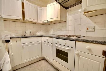 Cecil Place, Southsea, PO5 - Photo 4