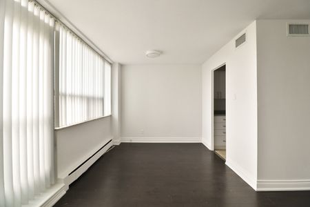 2 Bedrooms - Photo 4