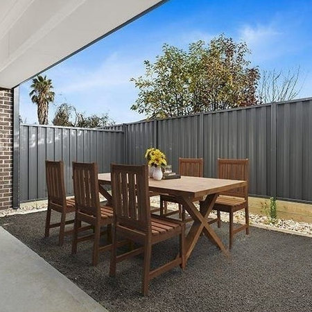 Stylish Family Living in the Heart of Keilor Park - Photo 4