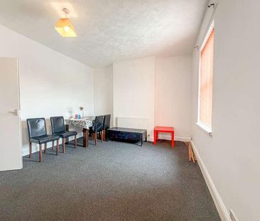 Stourbridge Road, Holly Hall, Dudley, DY1 - Photo 2