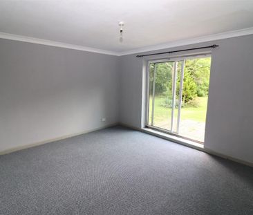 1 bedroom property to rent - Photo 3
