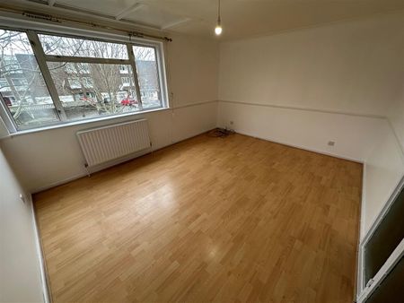 Long Field, NW9 5SU, London - Photo 3