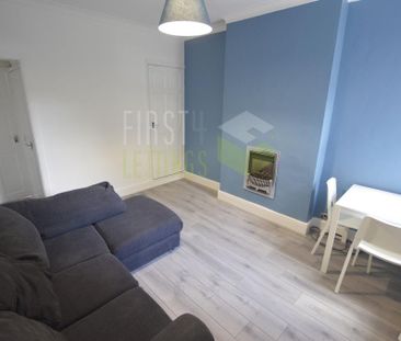 3 bedroom terraced house to rent - Photo 2