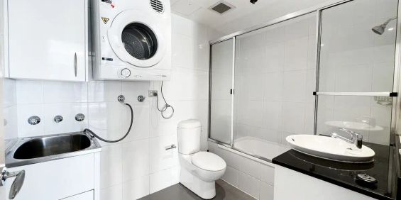 “STUDIO | WORLD TOWER | UNFURNISHED” - Photo 3