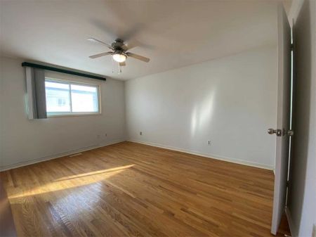For Lease - 820 Forestwood Drive Unit# Upper, Mississauga, Ontario - Photo 3